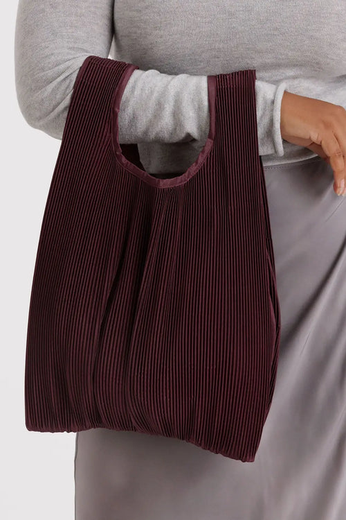 Pleated Baggu Mahogony