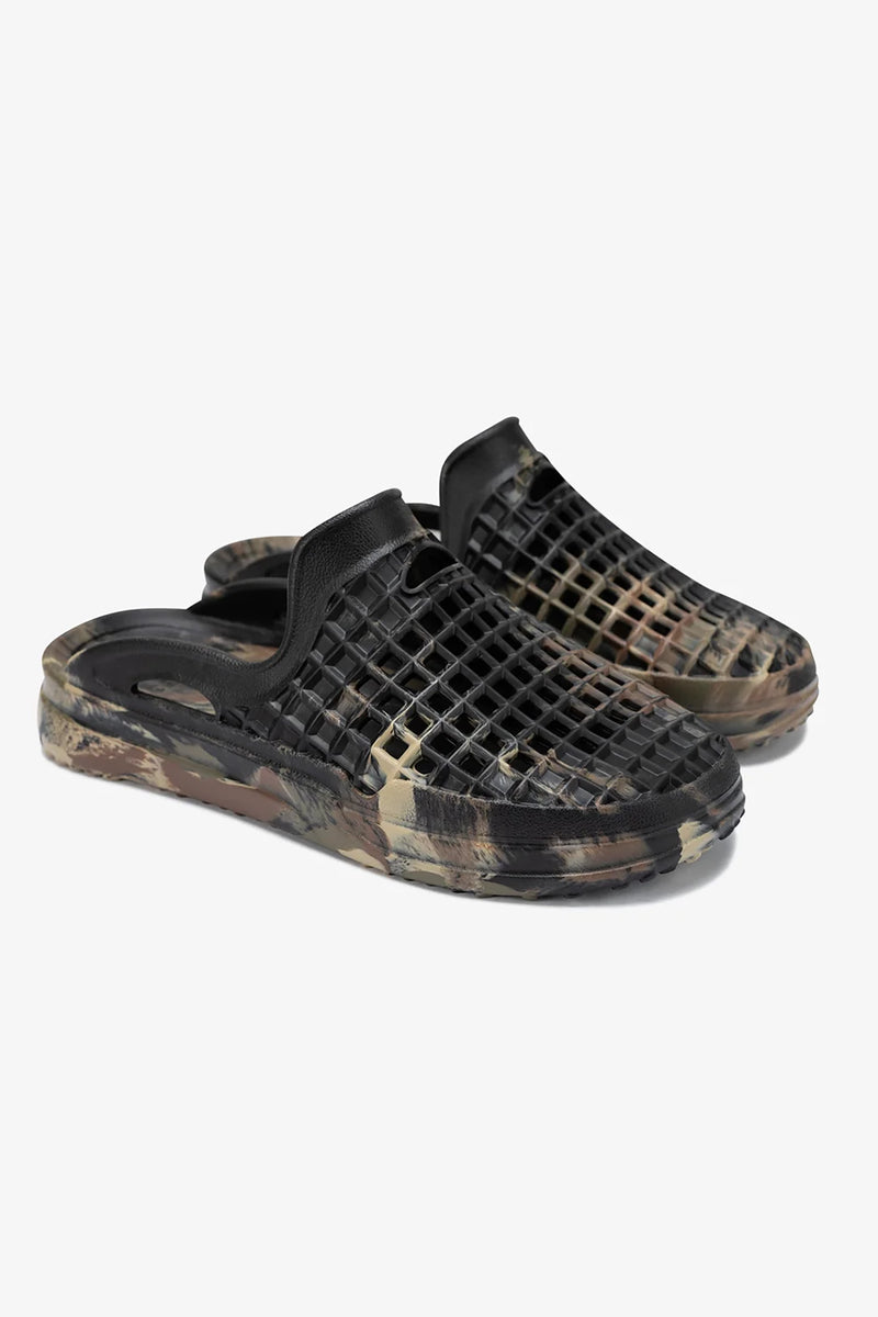 Scenario Slide Woodland Camo