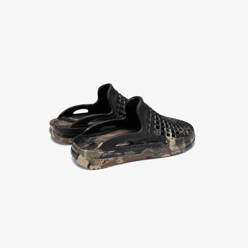Scenario Slide Woodland Camo