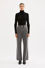 Organic Relaxed Leg Jean Graphite
