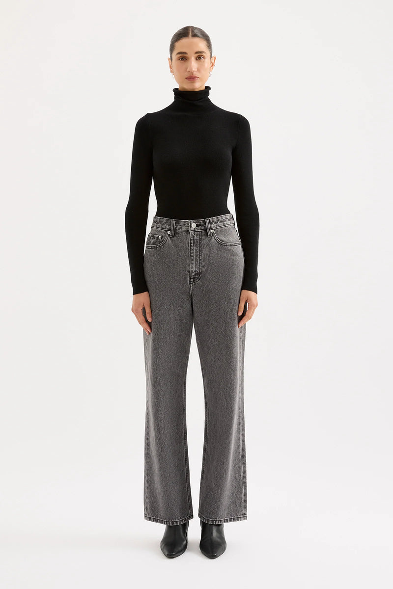 Organic Relaxed Leg Jean Graphite