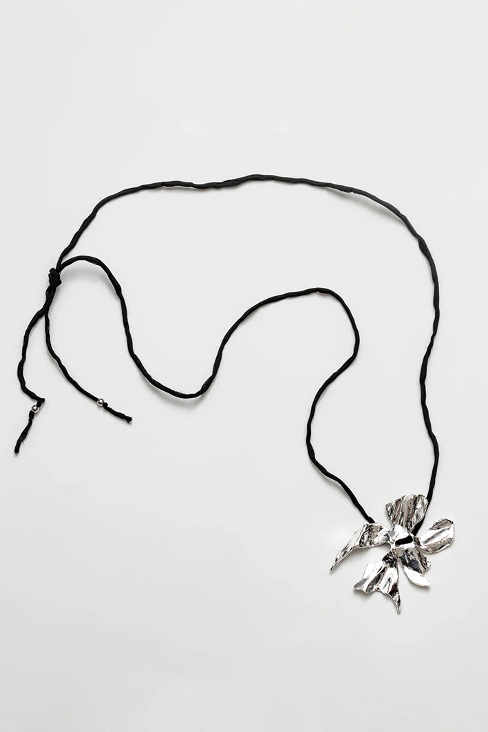 Flower Cord Necklace Silver/ Black
