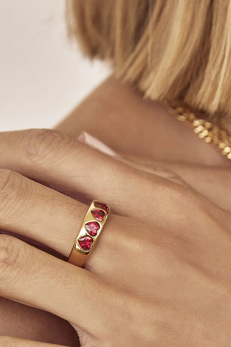 J'Adore Gold Ring Red