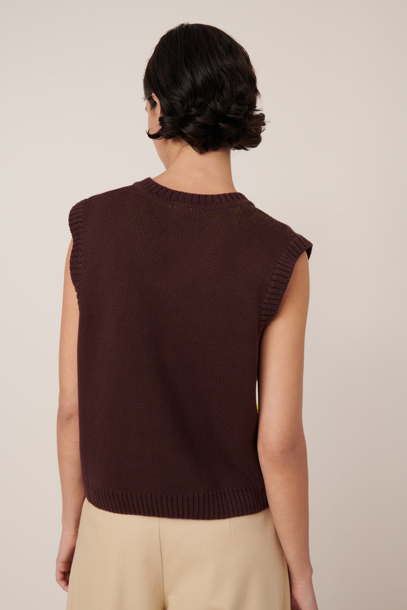 Wingspan Vest Mahogany